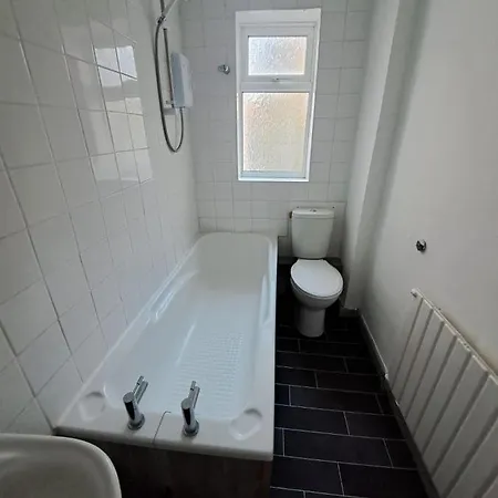 Stylish & Cosy Studio Leeds (West Yorkshire)